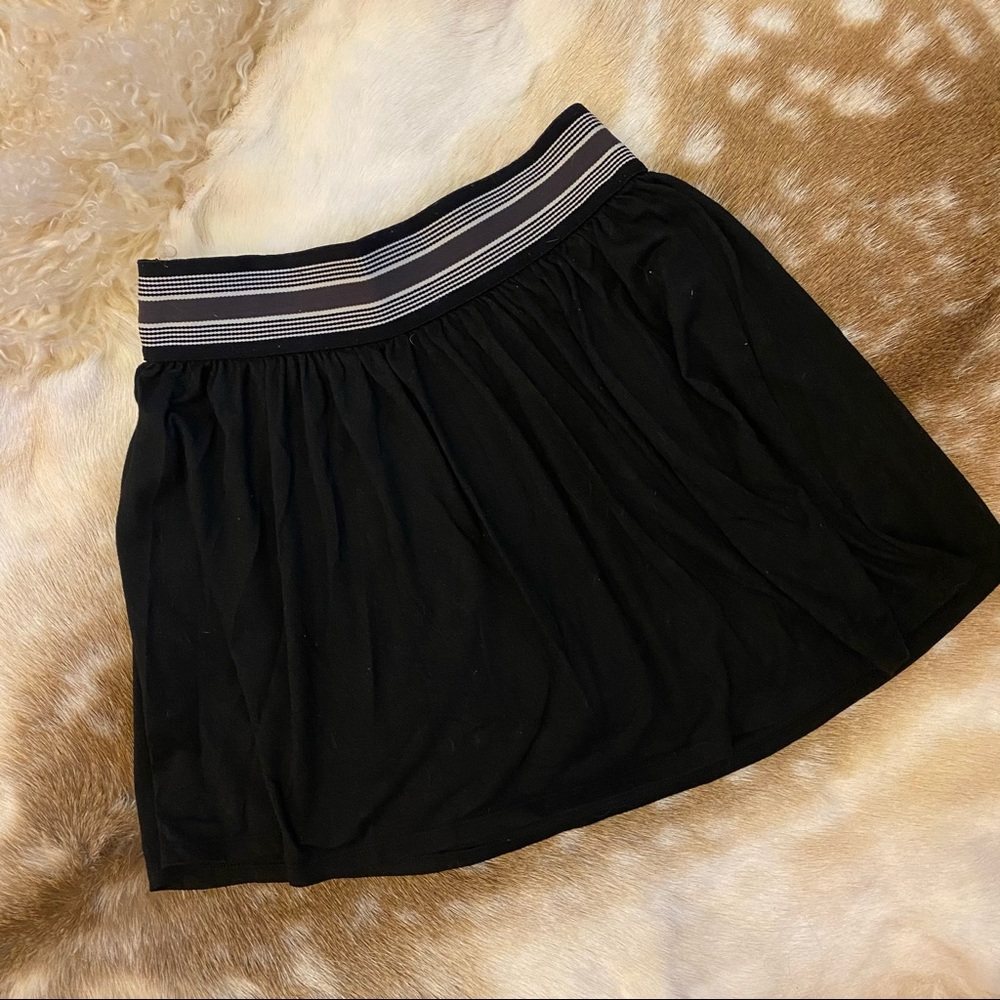 UNIQLO TOKYO Black Cotton Elastic Waist Mini Skirt